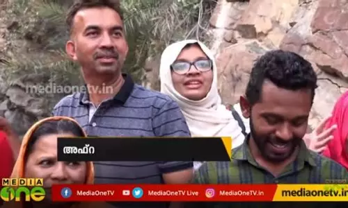 ഷാര്‍ജ്ജയില്‍ നിന്നും  കോര്‍ഫുക്കാനിലേക്ക് ഒരു യാത്ര 