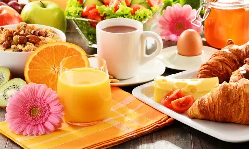 രാവിലെ വെറുംവയറ്റില്‍ കഴിക്കാന്‍ പാടില്ലാത്ത ഭക്ഷണങ്ങള്‍