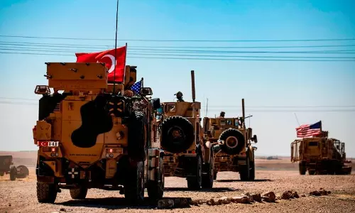 സിറിയന്‍ അതിര്‍ത്തിയില്‍ അമേരിക്ക-തുര്‍ക്കി സംയുക്ത സൈനിക പെട്രോളിങ് ആരംഭിച്ചു