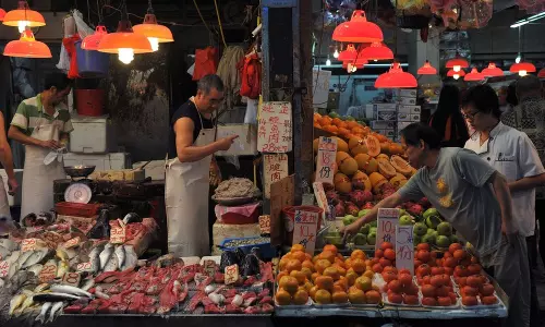 വീണ്ടും കോവിഡ്: ചൈനയില്‍ കൂടുതല്‍ പ്രദേശങ്ങള്‍ അടച്ചു