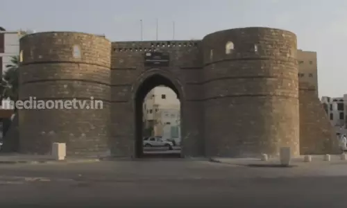 Mid  East Hour | 15-05-19  