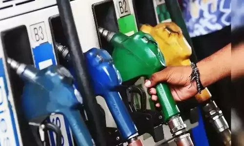 ജിഎസ്ടിക്കു കീഴിൽ വന്നാൽ പെട്രോളും ഡീസലും എത്ര രൂപയ്ക്ക് വിൽക്കാം?