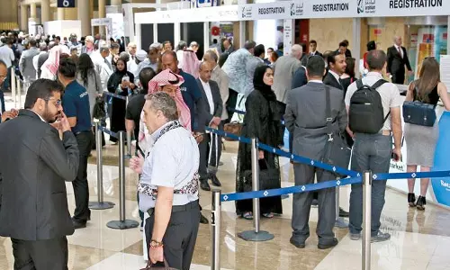 കഴിഞ്ഞ വർഷം ഗൾഫിലെ ജനസംഖ്യ നാല് ശതമാനം കുറഞ്ഞതായി റിപ്പോര്‍ട്ട്