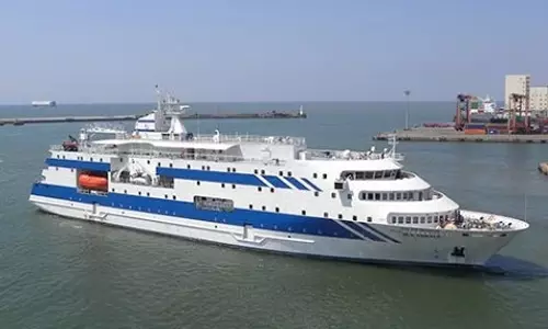 പ്രതിഷേധമടങ്ങാതെ ലക്ഷദ്വീപ്; കൊച്ചിയില്‍ നിന്നെത്തുന്ന വെസലുകള്‍ തടയാന്‍ തീരുമാനം