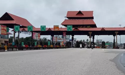 പാലിയേക്കര ടോൾ പ്ലാസയിൽ തദ്ദേശിയർക്ക് സൗജന്യ യാത്ര തുടരും