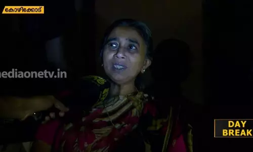 പത്ത് ദിവസമായി പലയിടത്തും വൈദ്യുതിയില്ല