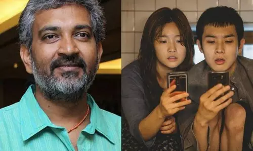 പാരസൈറ്റ് ബോറടിപ്പിച്ചു; പാതിയായപ്പോള് ഉറങ്ങിപ്പോയെന്ന് സംവിധായകന് രാജമൌലി പാരസൈറ്റ് ബോറടിപ്പിച്ചു; പാതിയായപ്പോള് ഉറങ്ങിപ്പോയെന്ന് സംവിധായകന് രാജമൌലി