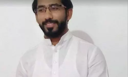 നോമ്പുതുറന്ന് വിശ്രമിക്കവെ മലയാളി യുവാവ് മരിച്ചു നോമ്പുതുറന്ന് വിശ്രമിക്കവെ മലയാളി യുവാവ് മരിച്ചു