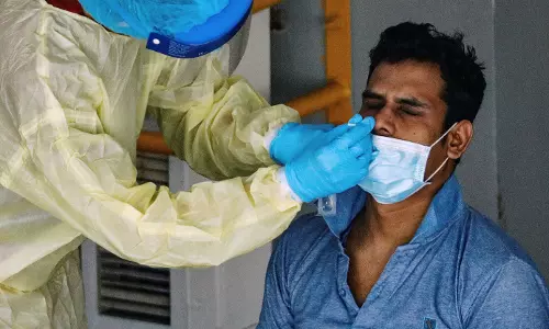 യു എ ഇയിലേക്ക്​ തിരിച്ചുവരാൻ കോവിഡ്​ നെഗറ്റീവ്​ സർട്ടിഫിക്കറ്റ്​ വേണം