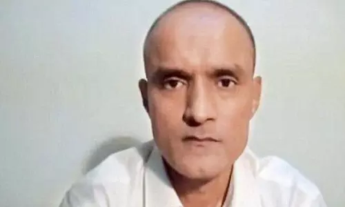 കുല്‍ഭൂഷന്‍ ജാദവിന് നയതന്ത്ര സഹായം ലഭ്യമാക്കുന്നതിന് നടപടി തുടങ്ങിയതായി പാക്കിസ്താന്‍