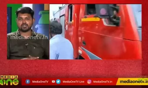 തിരുവനന്തപുരത്ത് വ്യാപാര സ്ഥാപനത്തില്‍ വന്‍ അഗ്നിബാധ 