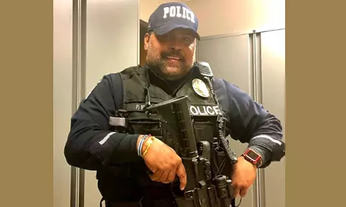 പബ്ജിയിലെ തോക്കാണോ? മലയാളി സർക്കിളിൽ വന്നുകയറി അമേരിക്കൻ പൊലീസുകാരൻ; ശേഷം സംഭവിച്ചത് പബ്ജിയിലെ തോക്കാണോ? മലയാളി സർക്കിളിൽ വന്നുകയറി അമേരിക്കൻ പൊലീസുകാരൻ; ശേഷം സംഭവിച്ചത്