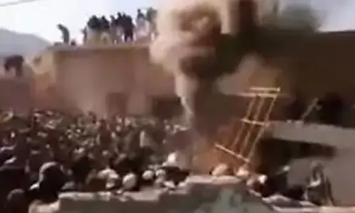 തീവ്രവാദികള്‍ തകര്‍ത്ത ക്ഷേത്രം സര്‍ക്കാര്‍ ചെലവില്‍ പുനര്‍നിര്‍മിക്കാന്‍ പാകിസ്താന്‍