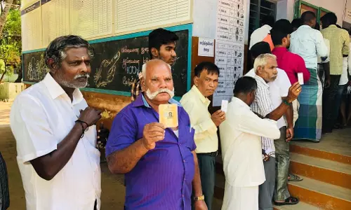 രാഷ്ട്രീയം പറഞ്ഞ് തൂത്തുക്കുടിയും കന്യാകുമാരിയും രാഷ്ട്രീയം പറഞ്ഞ് തൂത്തുക്കുടിയും കന്യാകുമാരിയും