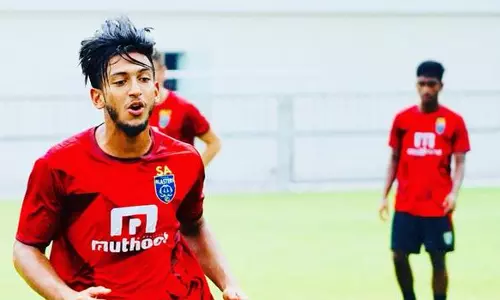 ‘ഇന്ത്യന്‍ ഓസിലു’മായുള്ള കരാര്‍ നീട്ടി ബ്ലാസ്റ്റേഴ്‌സ്