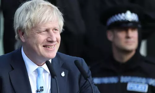 പാര്‍ലമെന്റ് നിര്‍ത്തിവെച്ച ബ്രട്ടീഷ് പ്രധാനമന്ത്രിയുടെ നടപടിക്കെതിരെ സ്കോട്ടിഷ് കോടതി വിധി