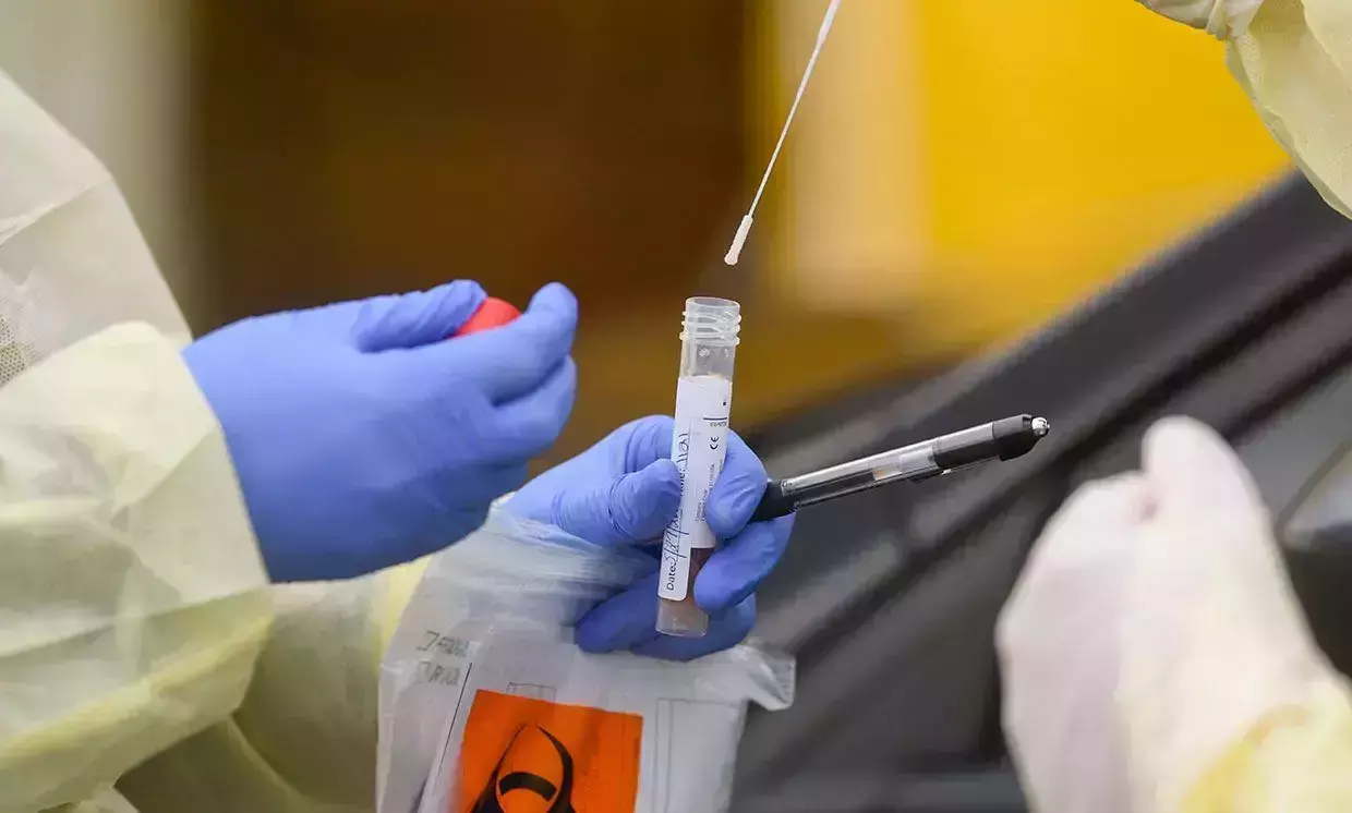 സംസ്ഥാനത്ത് കോവിഡ് കേസുകള്‍ കുതിക്കുന്നു; ടെസ്റ്റ് പോസിറ്റിവിറ്റി നിരക്ക് ദേശീയ ശരാശരിയെക്കാള്‍ മുകളില്‍