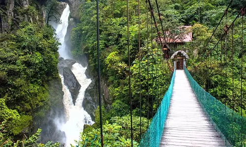 മനം മയക്കുന്ന കാഴ്ചകളുടെയും വ്യത്യസ്ത രുചികളുടെയും നാടായ ഇക്വഡോറിന്റെ വിശേഷങ്ങളുമായി ബല്‍റാം മേനോന്‍