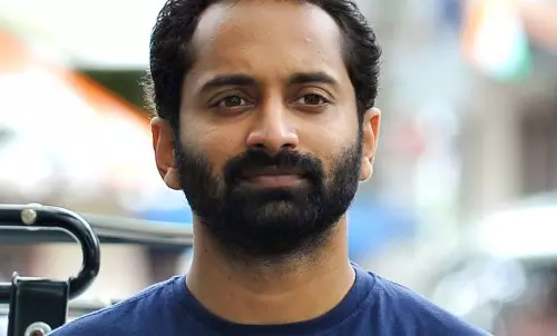 നടൻ ഫഹദ് ഫാസിലിന് ഷൂട്ടിങ്ങിനിടെ സെറ്റിന്‍റെ മുകളില്‍ നിന്നും വീണു പരിക്ക്