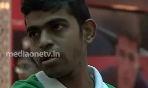 അതിജീവനത്തിനായുളള പോരാട്ടം; റംഷീദിന്റെ വ്യത്യസ്തമായ പ്രദര്‍ശനം