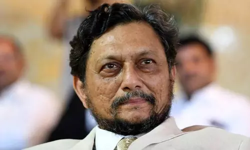 ഞങ്ങളെ അങ്ങനെയല്ല വിളിക്കേണ്ടത്... വിദ്യാർത്ഥിയെ തിരുത്തി സുപ്രീം കോടതി ചീഫ് ജസ്റ്റിസ്