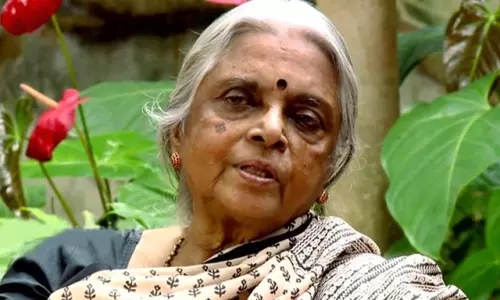 ആചാരവെടിയും ഔദ്യോഗിക ബഹുമതിയും വേണ്ട; ഒരാല്‍മരച്ചുവട്ടില്‍ എനിക്കുറങ്ങണം