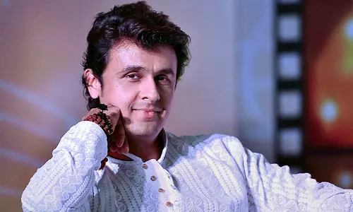 മുഹമ്മദ് സലായുടെ സുജൂദും സോനു നിഗമിന്റെ ട്വീറ്റും