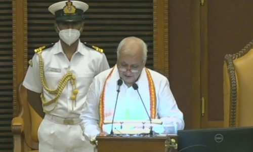 സാമ്പത്തികരംഗത്തെ പുനരുജ്ജീവിപ്പിക്കുന്നതിന് കേന്ദ്ര സഹായം വേണ്ടത്ര ലഭിക്കുന്നില്ല; ഗവര്‍ണര്‍