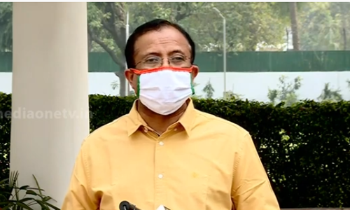 യു.എ.ഇയിൽ കുടുങ്ങിയ മലയാളികളില്‍ നാട്ടിലേക്ക് മടങ്ങി വരാൻ ആഗ്രഹിക്കുന്നവർ ഇന്ത്യൻ എംബസിയെ ബന്ധപ്പെടണമെന്ന് വി. മുരളീധരന്‍