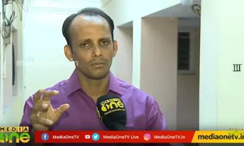 സിപിഎം സിപിഐ തല്ല് സിപിഐയും പൊലീസും തമ്മിലായി സിപിഎം സിപിഐ തല്ല് സിപിഐയും പൊലീസും തമ്മിലായി