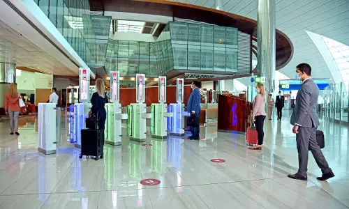 ദുബൈ യാത്രക്ക് എടുക്കുന്ന പി.സി.ആർ പരിശോധനയിൽ ക്യുആര്‍ കോഡ് നിർബന്ധമാക്കി