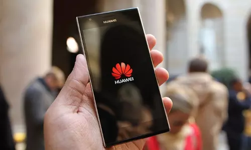 അമേരിക്ക കരിമ്പട്ടികയിലുള്‍പ്പെടുത്തിയ വാവെയ് കമ്പനിക്ക്‌ പിന്തുണയുമായി ചൈന  