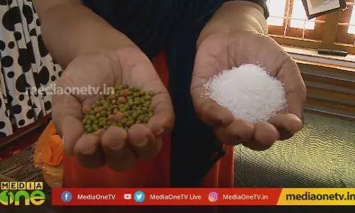 പ്രളയദുരിതാശ്വാസ തമാശകള് കാണാം പ്രളയദുരിതാശ്വാസ തമാശകള് കാണാം