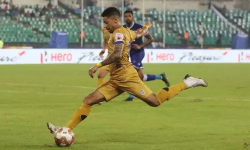 മുംബൈ കരുത്തിനെ സമനിലയില്‍ തളച്ച് ചെന്നൈ