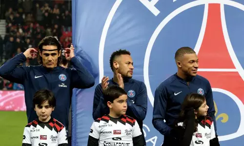 പി.എസ്.ജിയുടെ തകര്പ്പന് ജയം; നെയ്മറും എംബാപ്പെയും കളിക്കാത്തത് ‘നന്നായെന്ന്’ പരിശീലകന് പി.എസ്.ജിയുടെ തകര്പ്പന് ജയം; നെയ്മറും എംബാപ്പെയും കളിക്കാത്തത് ‘നന്നായെന്ന്’ പരിശീലകന്