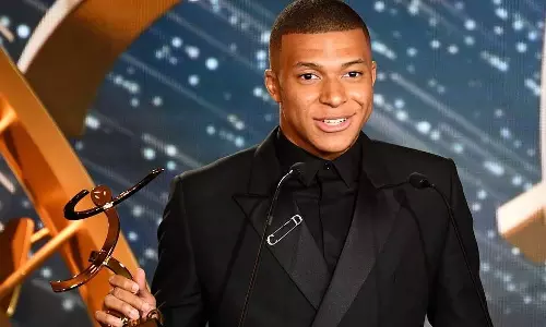 കിലിയന്‍ എംബപെ ഫ്രഞ്ച് ലീഗിലെ ഏറ്റവും മികച്ച താരം