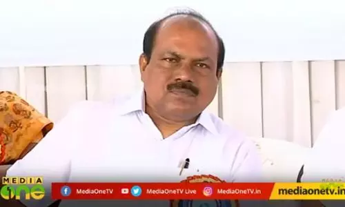പൊളിഞ്ഞ പാലത്തിന്റെ ജാതകം നോക്കാം