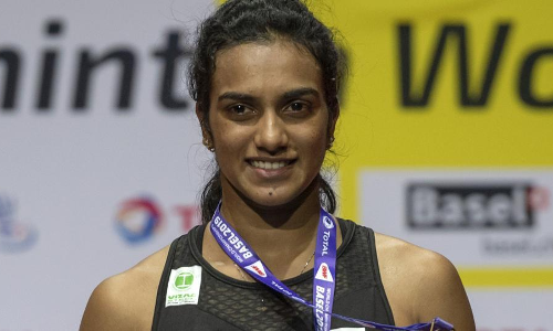 സിന്ധുവിന്റെ ലോക ചാമ്പ്യന്‍പട്ടത്തില്‍ ദുരൂഹതയൊന്നുമില്ല; താരത്തിന്റെ വര്‍ക്ക്ഔട്ട് വീഡിയോ പങ്കുവെച്ച് ആനന്ദ് മഹീന്ദ്ര 