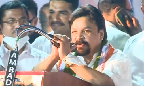 ഇടവേള ബാബുവും രമേശ് പിഷാരടിയും കോണ്‍ഗ്രസില്‍