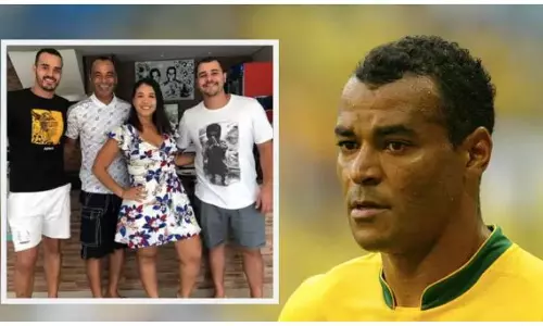 ഫുട്ബോള് കളിക്കിടെ ഹൃദയാഘാതം; ബ്രസീലിയന് ഇതിഹാസ താരം കഫുവിന്റെ മകന് മരിച്ചു ഫുട്ബോള് കളിക്കിടെ ഹൃദയാഘാതം; ബ്രസീലിയന് ഇതിഹാസ താരം കഫുവിന്റെ മകന് മരിച്ചു