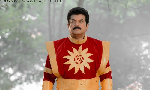 അന്തസുള്ള ശക്തിമാനായി മുകേഷ്: ഒമര്‍ ലുലു ചിത്രം ധമാക്കയെത്തുന്നു