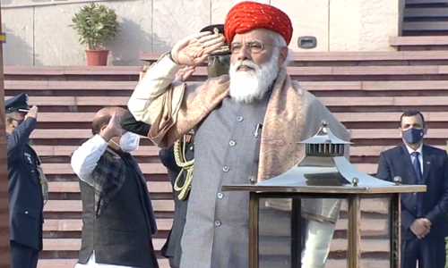 രാജ്യം റിപ്പബ്ലിക് ദിനാഘോഷത്തില്‍; സൈനിക പരേഡില്‍ കരുത്തായി റഫാല്‍