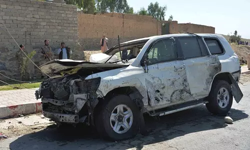 അഫ്ഗാനില്‍ പ്രവിശ്യാ ഗവര്‍ണറെ ലക്ഷ്യമിട്ട് സ്ഫോടനം: എട്ട് മരണം