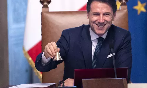 ഇറ്റലിയില്‍ ജുസെപ്പി കോണ്‍ടെ പ്രധാനമന്ത്രി സ്ഥാനം നിലനിര്‍ത്തി