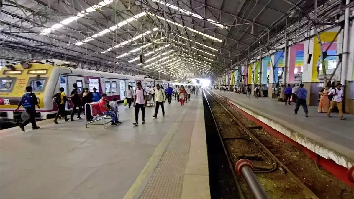 പ്ലാറ്റ്ഫോം ടിക്കറ്റ് വിലവര്‍ധന; വിശദീകരണവുമായി റെയില്‍വേ