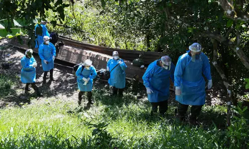 ലോകത്ത് കോവിഡ് ബാധിതര്‍ 98 ലക്ഷത്തിലേക്ക്; ലോക്ഡൌണ്‍ ഇളവുകള്‍ക്ക് ശേഷം രോഗവ്യാപനം കൂടിയതായി ലോകാരോഗ്യ സംഘടന