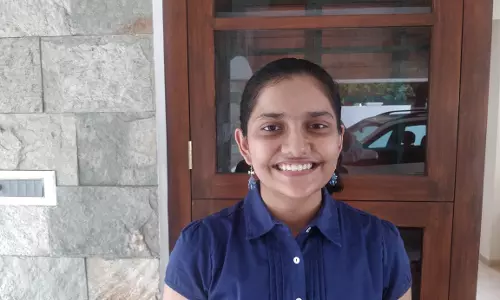 സി.ബി.എസ്.ഇ പരീക്ഷയില്‍ 500ല്‍ 499 മാര്‍ക്കുമായി മിന്നുന്ന വിജയം നേടിയ ഭാവന എന്‍. ശിവദാസന്‍ അതിഥിയില്‍