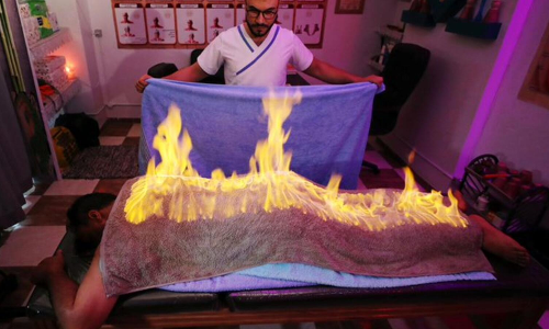 പേശികളിലെ വേദന മാറ്റാന്‍ തീ കൊണ്ട് ഉഴിച്ചില്‍