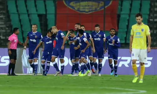 ഇതെന്തൊരു തോല്‍വിയാണ് ബ്ലാസ്‌റ്റേഴ്‌സ്