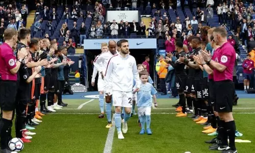 ലിവര്‍പൂളിന് ഗാര്‍ഡ് ഓഫ് ഹോണര്‍ നല്‍കുമെന്ന് മാഞ്ചസ്റ്റര്‍ സിറ്റി